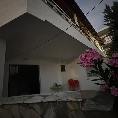 Appartamento Nina'S Guesthouse Ksamil Ksamil